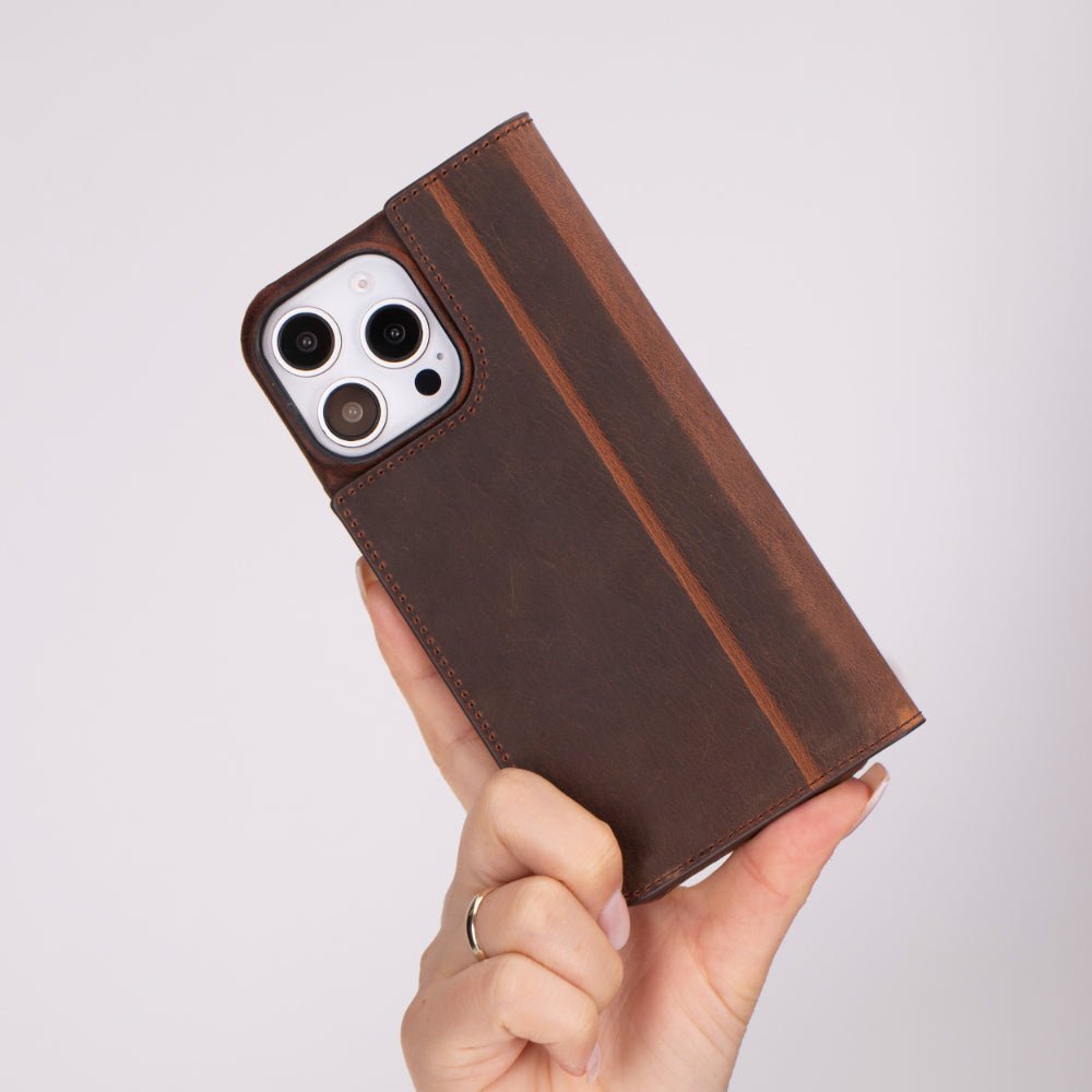 Decatur Leather iPhone 16 Pro Folio Case